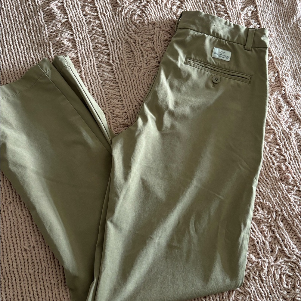 Vineyard vines teen golf pants 18